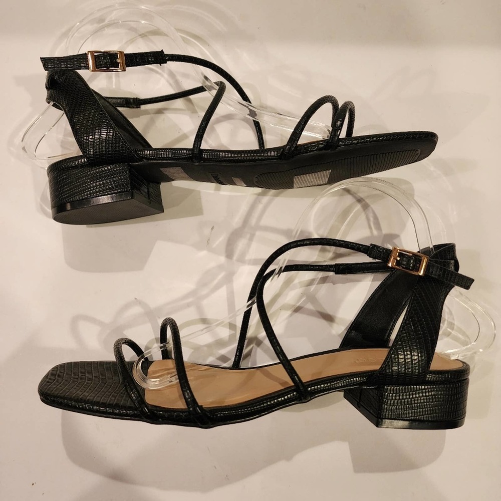 nwot BAMBOO Black Lizard embossed Strappy block heel Sandals SIZE 10M